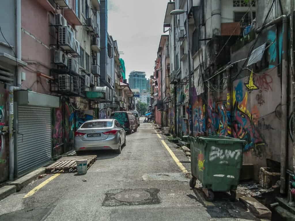 street art alleyways in Kuala Kumpur, Malaysia street-art-kuala-lumpur-malaysia-10