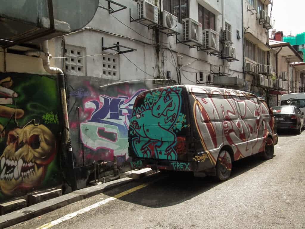 street art in Kuala Kumpur, Malaysia street-art-van-kuala-lumpur